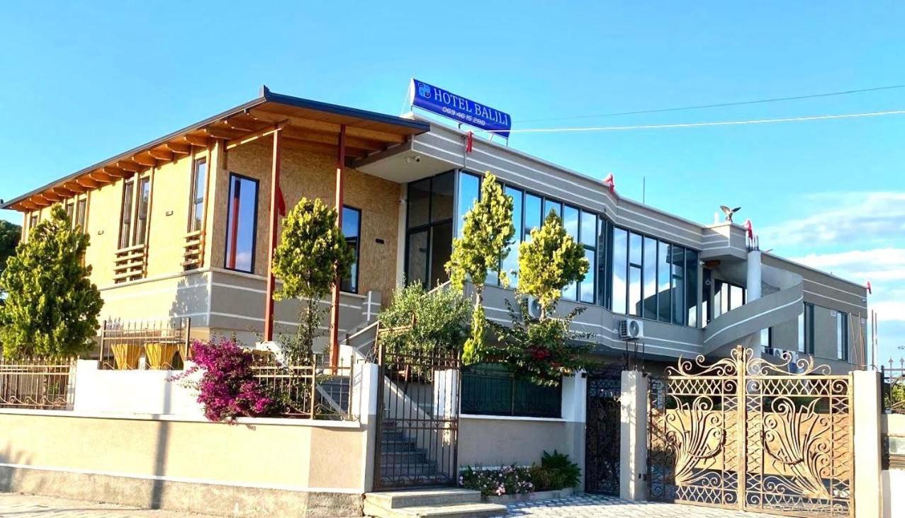Hotel Balili Vlorë エクステリア 写真